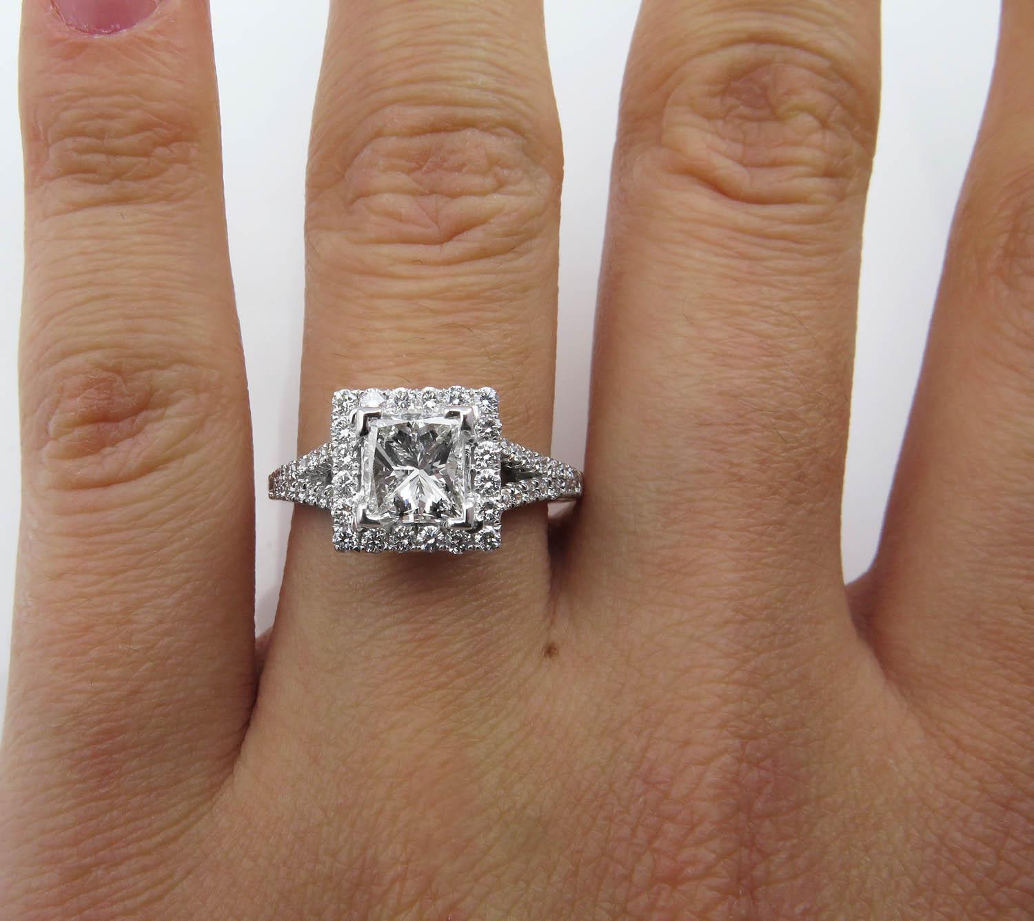 GIA 1.48 Carat Princess Diamond Engagement Wedding 18K White Gold Ring For Sale 2