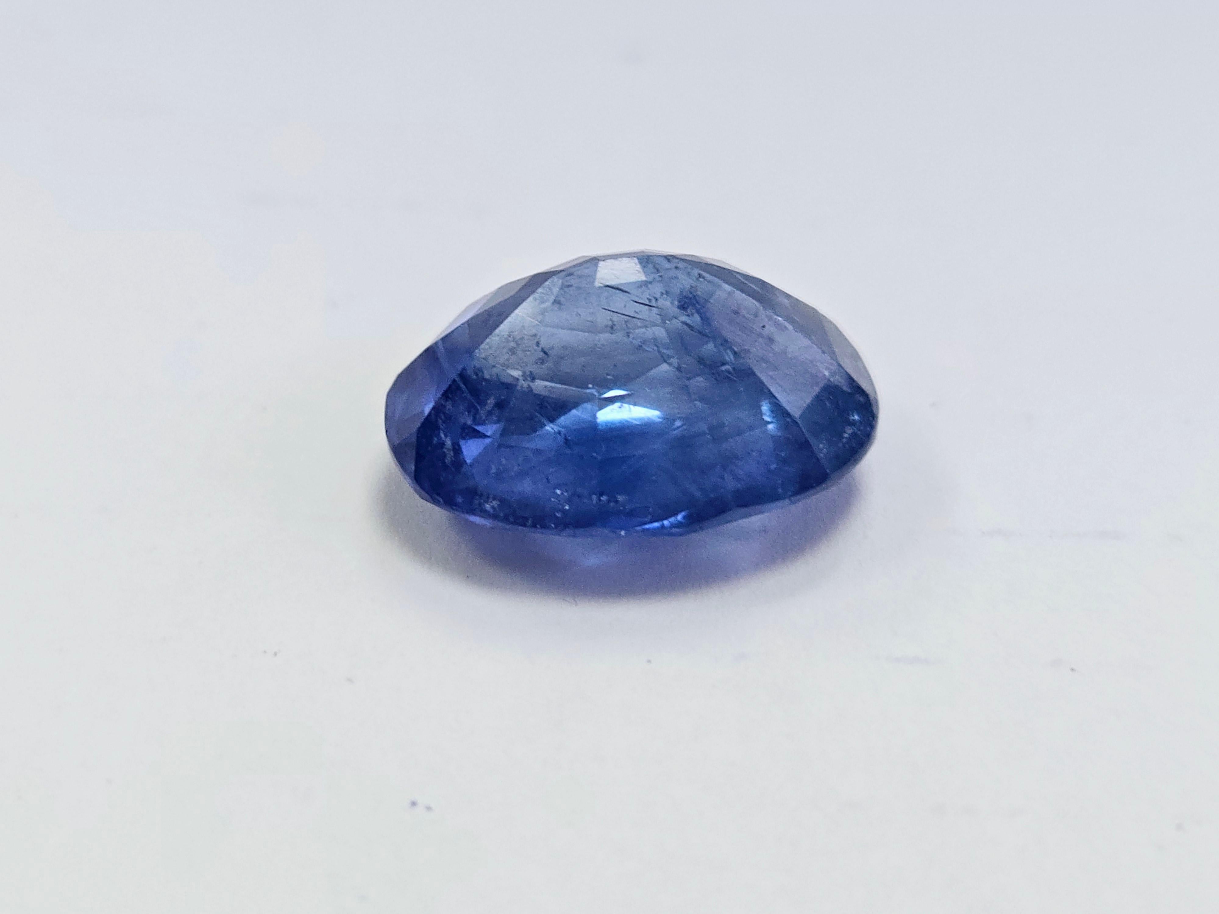 GIA 14.96 Karat Ovalform Natürlicher Blauer Saphir im Angebot 2