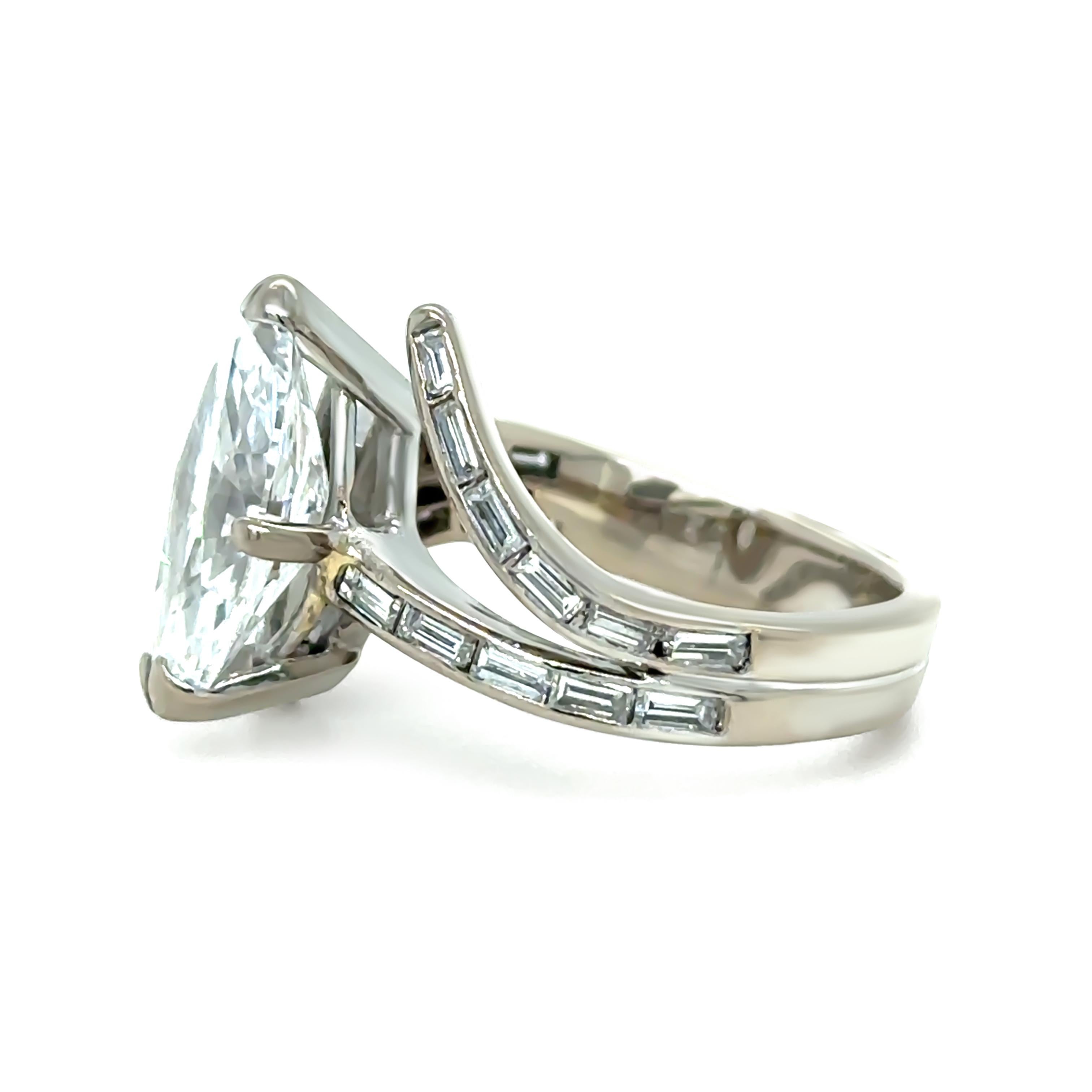 GIA Anillo de diamantes marquesa de oro blanco de 14 ct 3,52 ct en Excelente estado para la venta en SYDNEY, NSW