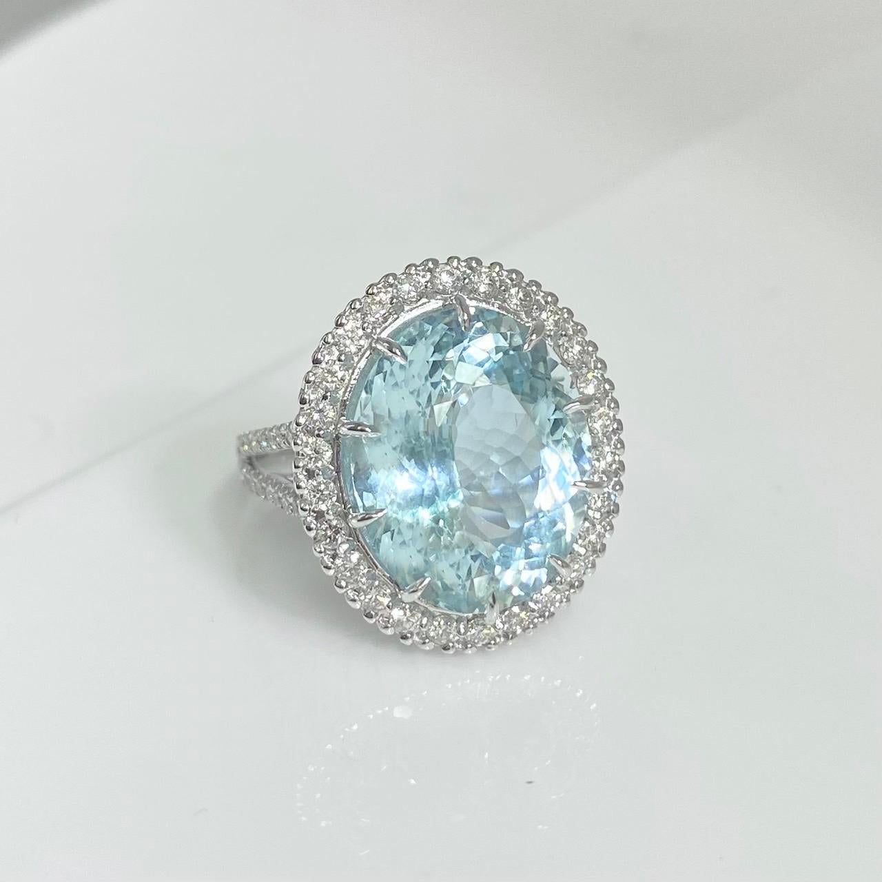 GIA 14k 10.92 Carat Aquamarine&Diamonds Art Deco Style Engagement Ring In New Condition For Sale In Kaohsiung City, TW