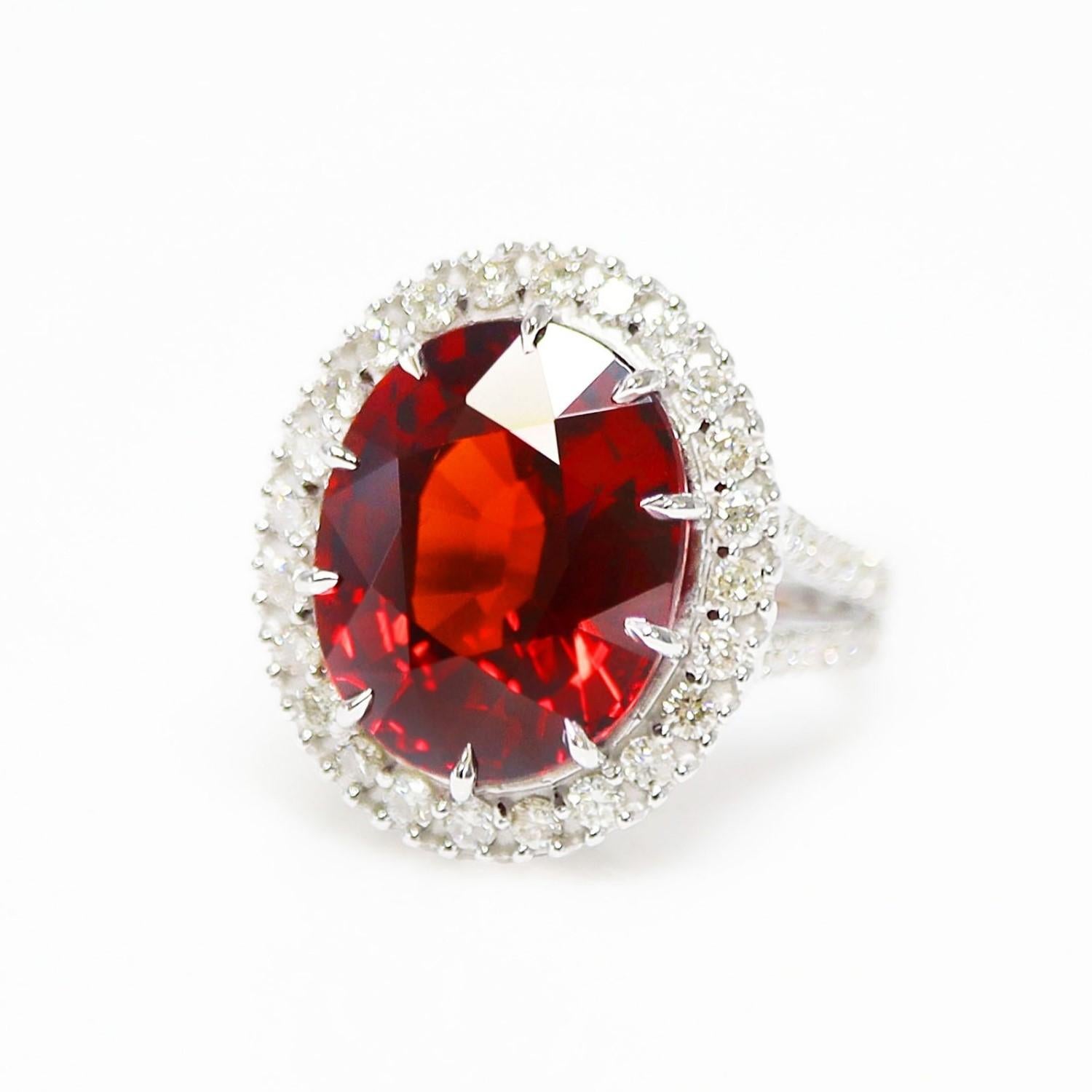 Oval Cut GIA 14K 11.79 Ct Garnet&Diamonds Antique Art Deco Style Engagement Ring For Sale