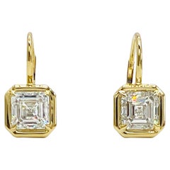 GIA 1.50 Carat Each Asscher Cut Diamond Dangle Earrings in 18K Yellow Gold