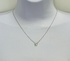 GIA 1.50 ct. White Diamond Round 4 prong Pendant Necklace in 18K
