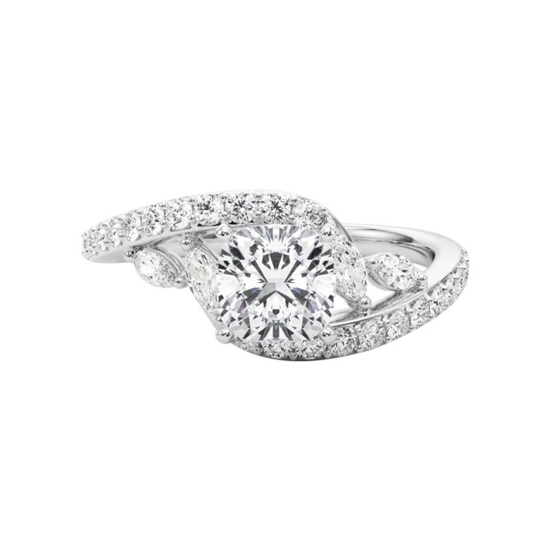 GIA 1.51 Carat Cushion Curved Bypass Leaf & Vine (feuille et vigne)  Bague en diamant