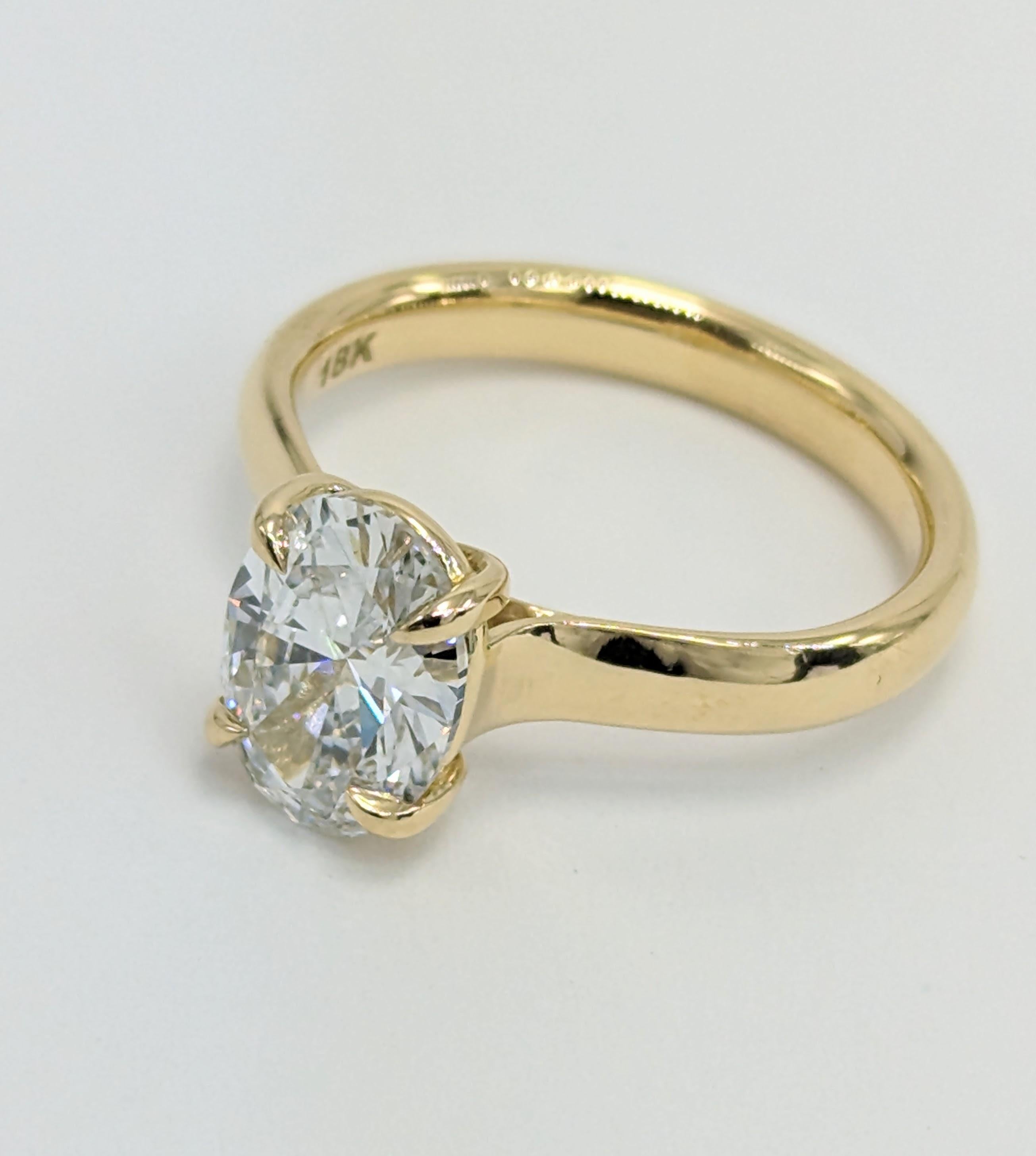For Sale:  GIA 1.51 Certified Diamond  Engagement Ring in 18 Karat Gold 6