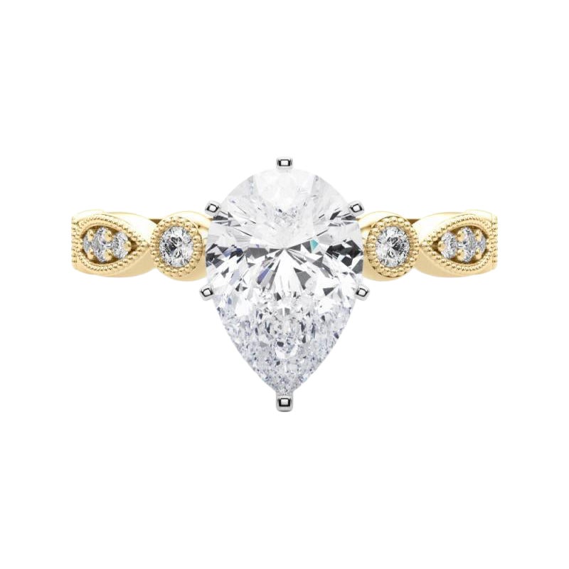 GIA 1.51ct Pear Marquise e Round Milgrain Bezel Anello con diamanti in oro giallo