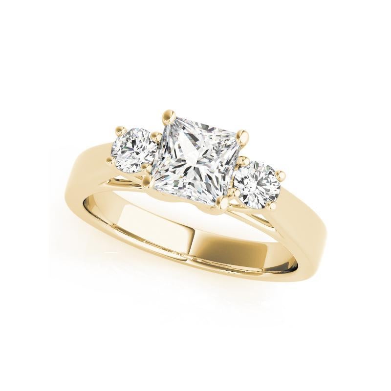 Taglio princess GIA 1,51ct Princess 3-Stone Past, Present & Future Anello di diamanti in oro giallo 18K in vendita