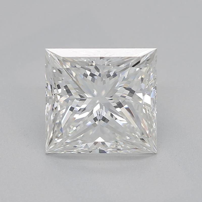 Dieser atemberaubende Diamantring wurde für diejenigen entworfen, die moderne Eleganz zu schätzen wissen. In der Mitte des Rings befindet sich ein atemberaubender Prinzessdiamant mit einem Gewicht von 1,51 mit einem blendenden G und einem