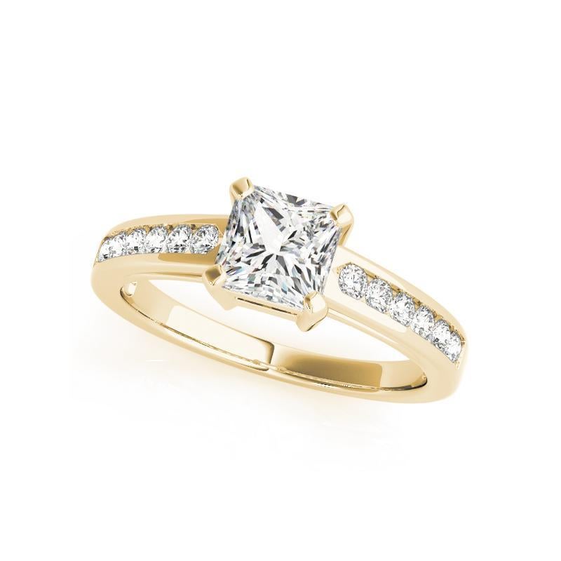 Taille princesse GIA 1.51ct Princess Single Row Channel Set Cathedral Yellow Gold Diamond Ring (Bague en or jaune cathédrale avec diamant) en vente