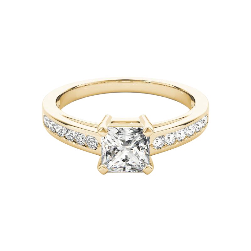 GIA 1.51ct Principessa a fila singola incastonata a canale Anello con diamanti in oro giallo Cathedral