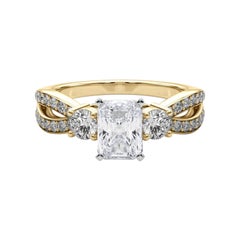 GIA 1.51ct Radiant Three-Stone Split Shank Pave 18K Yellow Gold Diamond Ring (bague à diamant en or jaune 18K)