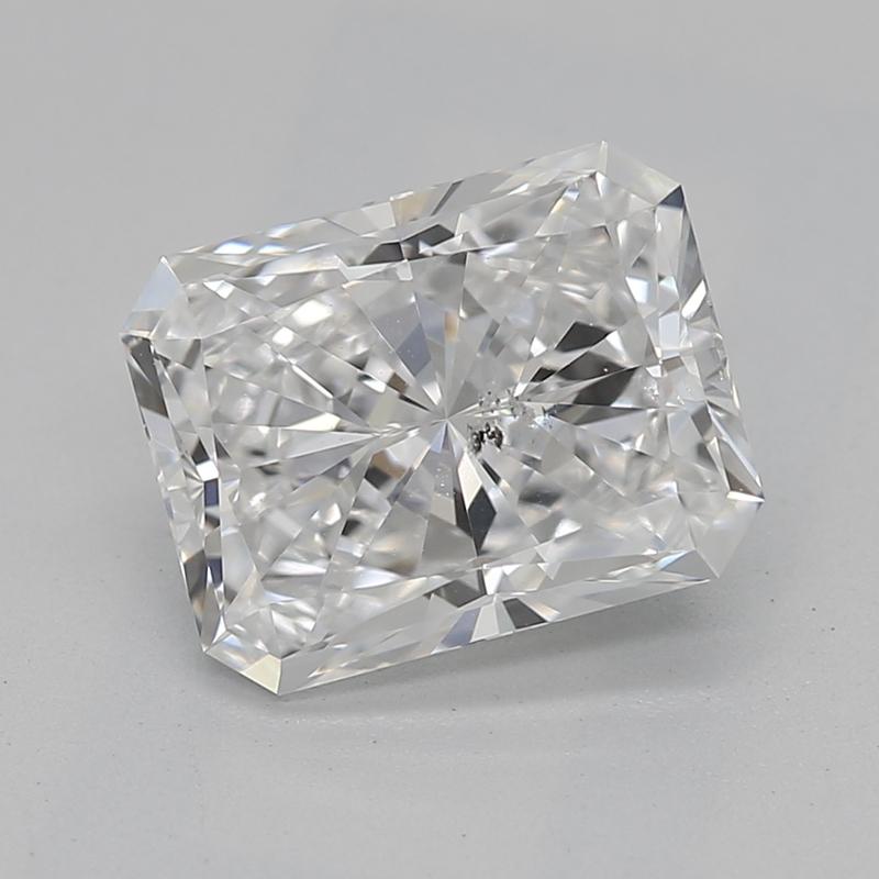 Ein schillernder Diamantring mit einem atemberaubenden Mittelstein von strahlendem E SI2 mit einem Gewicht von 1,52. Die Brillanz dieses Diamanten wird durch das elegante Design verstärkt, das einen fesselnden, versteckten Halo aus runden Diamanten