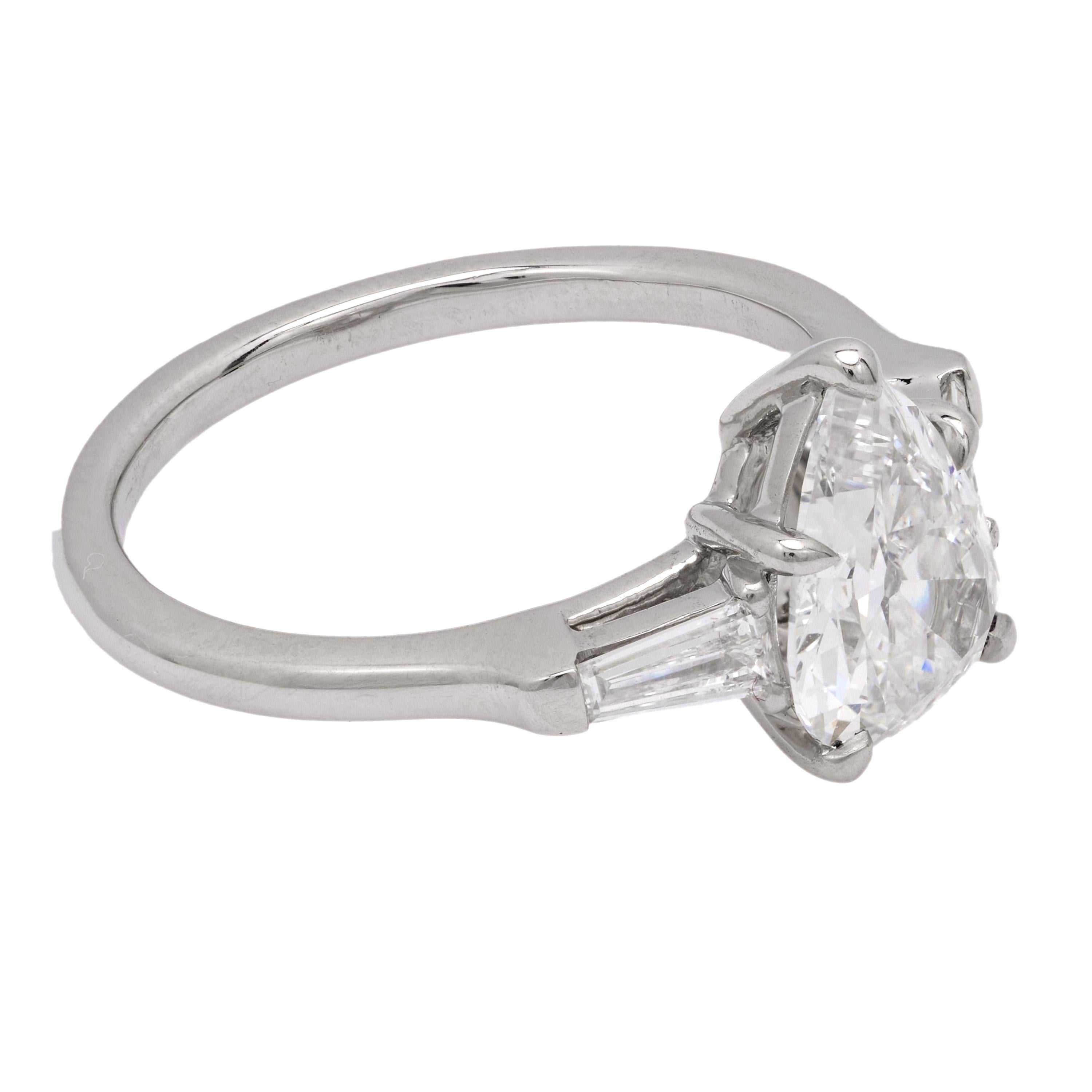 GIA 1.54 carat old cut pear shape diamond platinum engagement ring In Good Condition For Sale In Beverly Hills, CA
