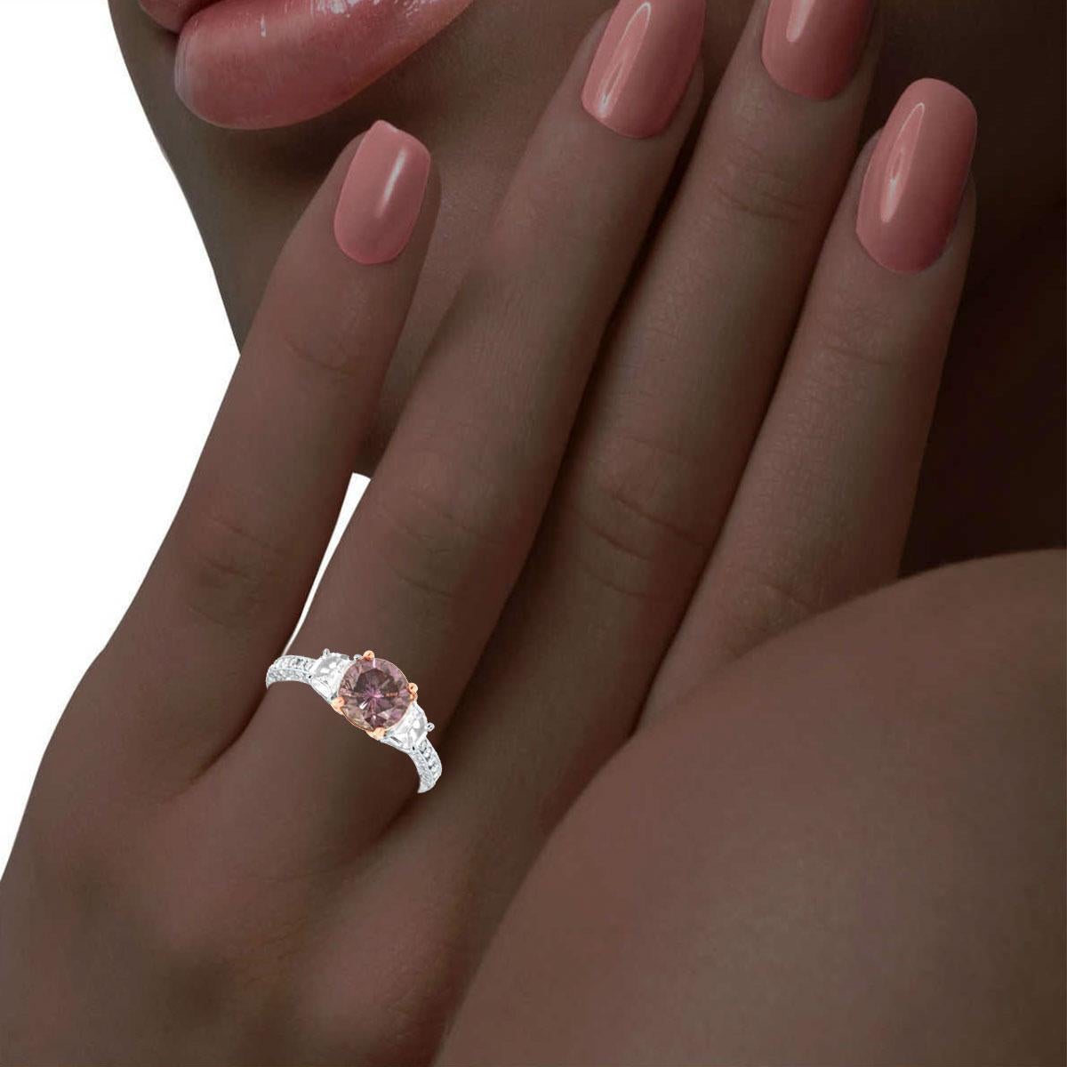 GIA 1.55 Carat Round Natural Rare Fancy Pinkish-Purple  Diamond Ring In New Condition For Sale In San Francisco, CA