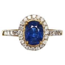 Features:

Main Gemstone - sapphire

Total Carat Weight (1pcs) - 1.55Ct

Measurement of Main Gemstone - 7.6x5.8mm

Color - Blue

Cut - Oval

Clarity - Has Natural Inclusions. No Breaks, No Cracks

Transparency - Highly Transparent

Treatment - None