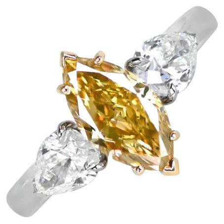 Bague de fiançailles GIA 1.56ct Marquise Cut Fancy Diamond, 18k Yellow Gold&Platinum