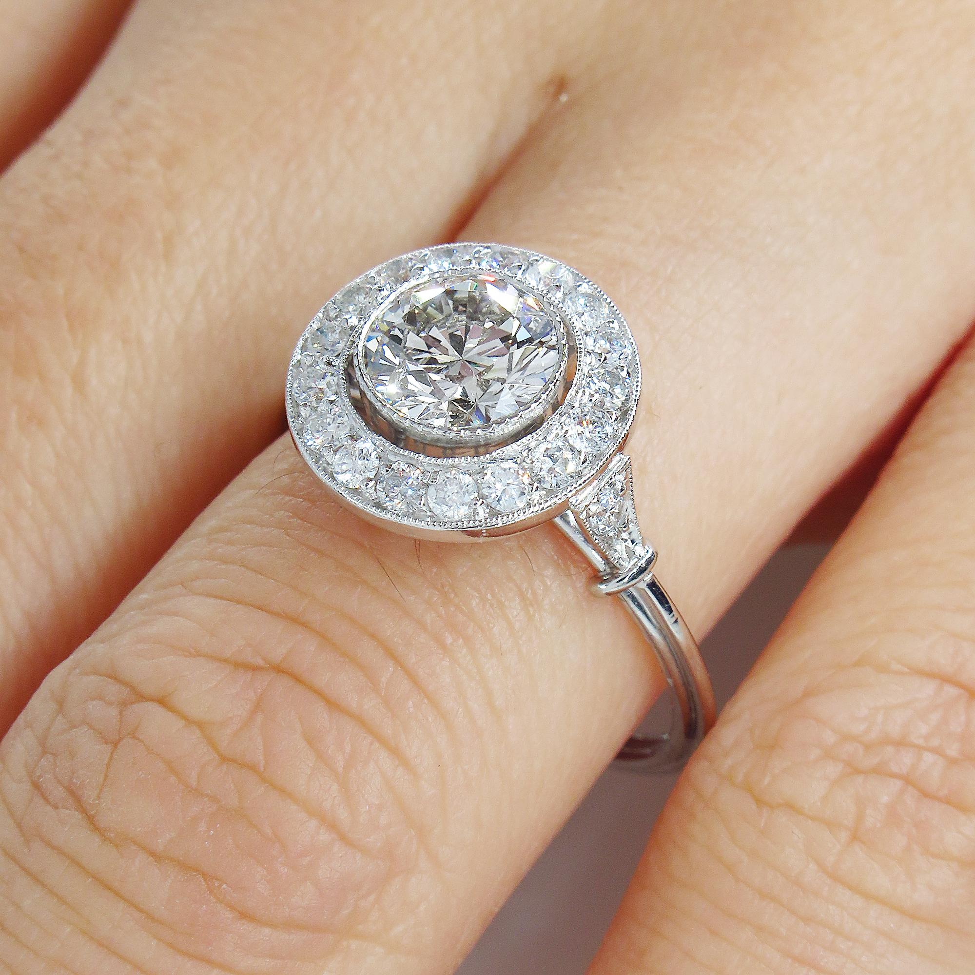 GIA 1.57 Carat Round Diamond Halo Engagement Wedding Platinum Ring 9