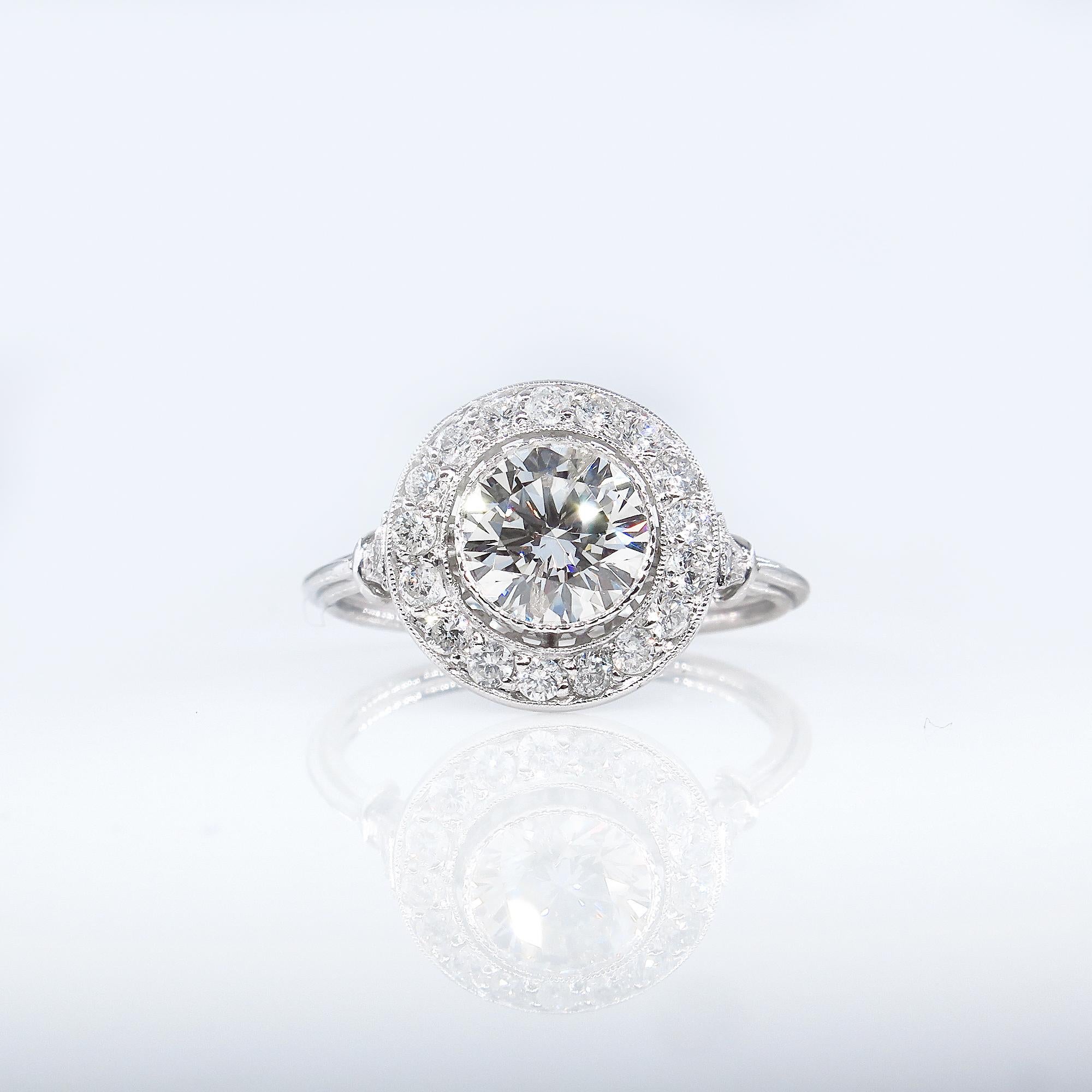Round Cut GIA 1.57 Carat Round Diamond Halo Engagement Wedding Platinum Ring