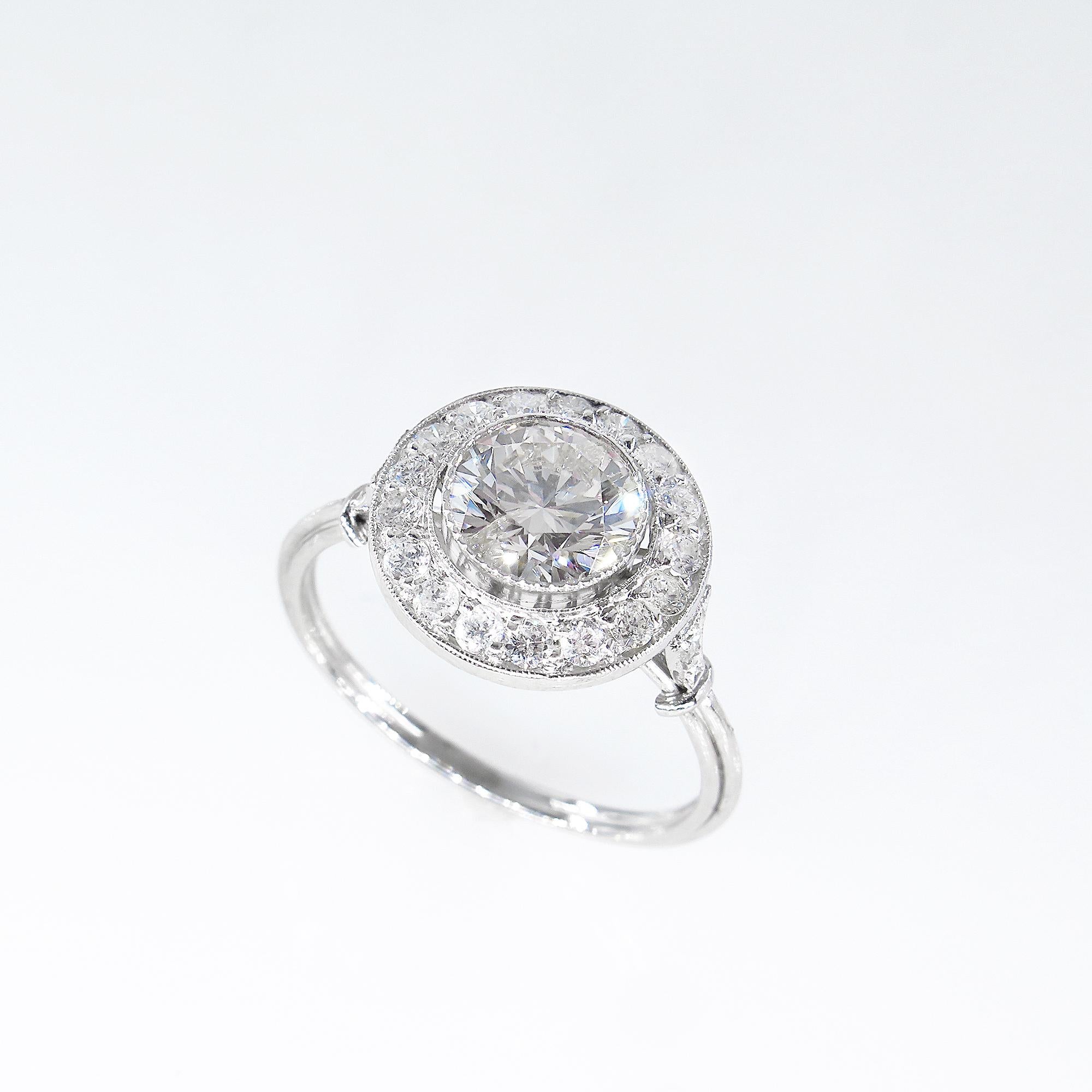 Women's GIA 1.57 Carat Round Diamond Halo Engagement Wedding Platinum Ring