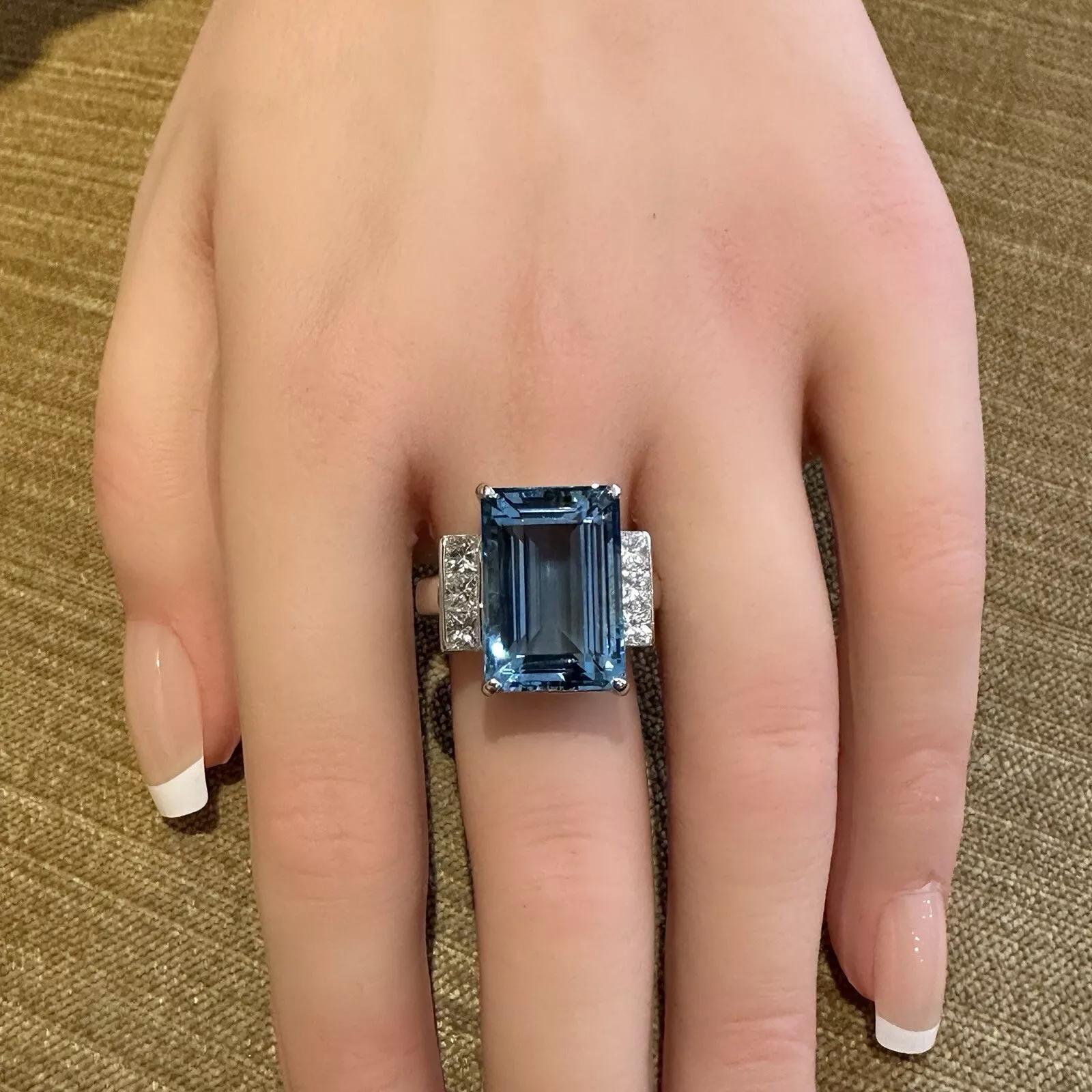 Platinring mit GIA 15,70 Karat Aquamarin und Diamant im Angebot 4