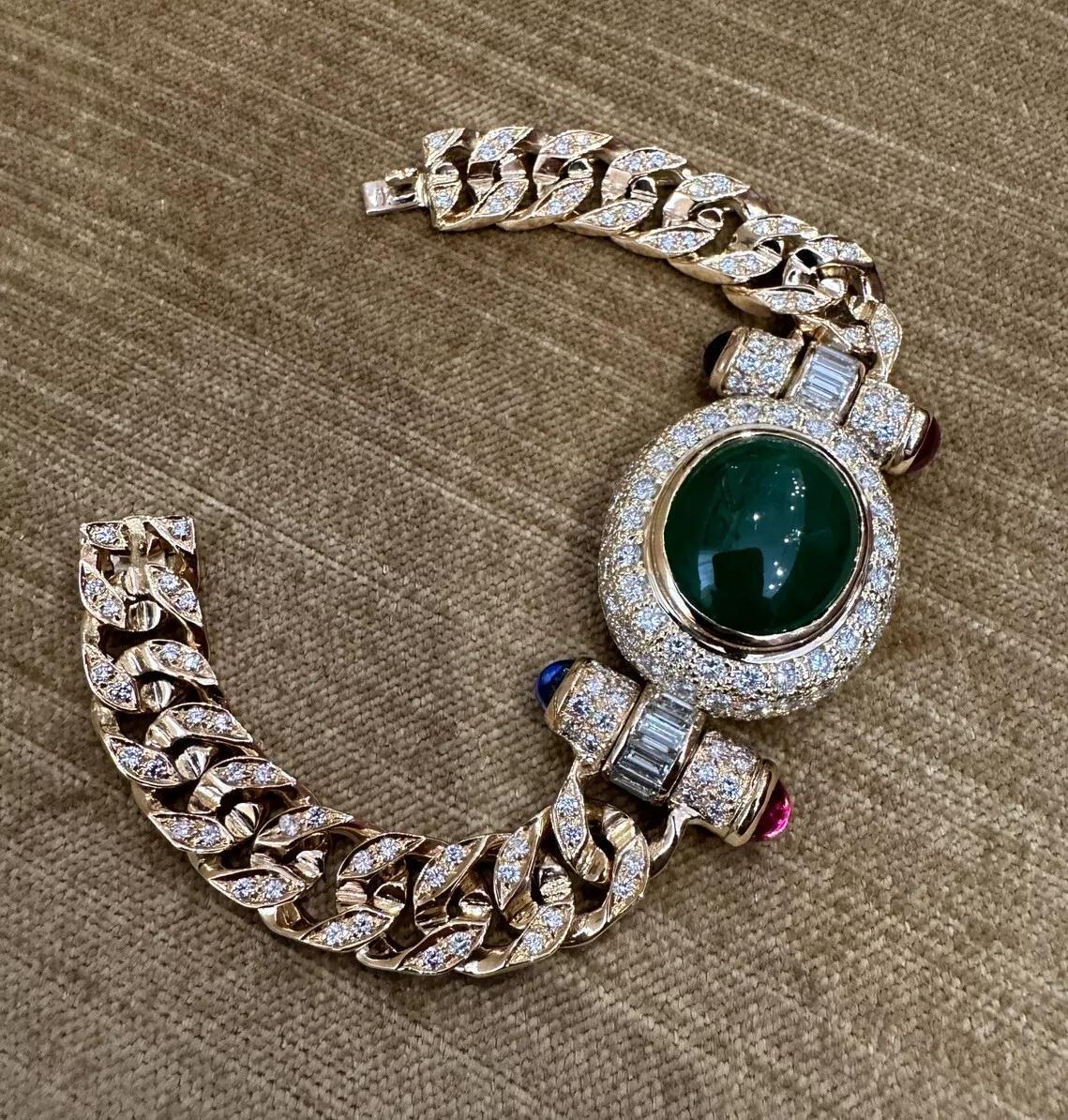 GIA 15.71 carat Jade and Diamond Curb Link Bracelet in 18k Yellow Gold For Sale 4