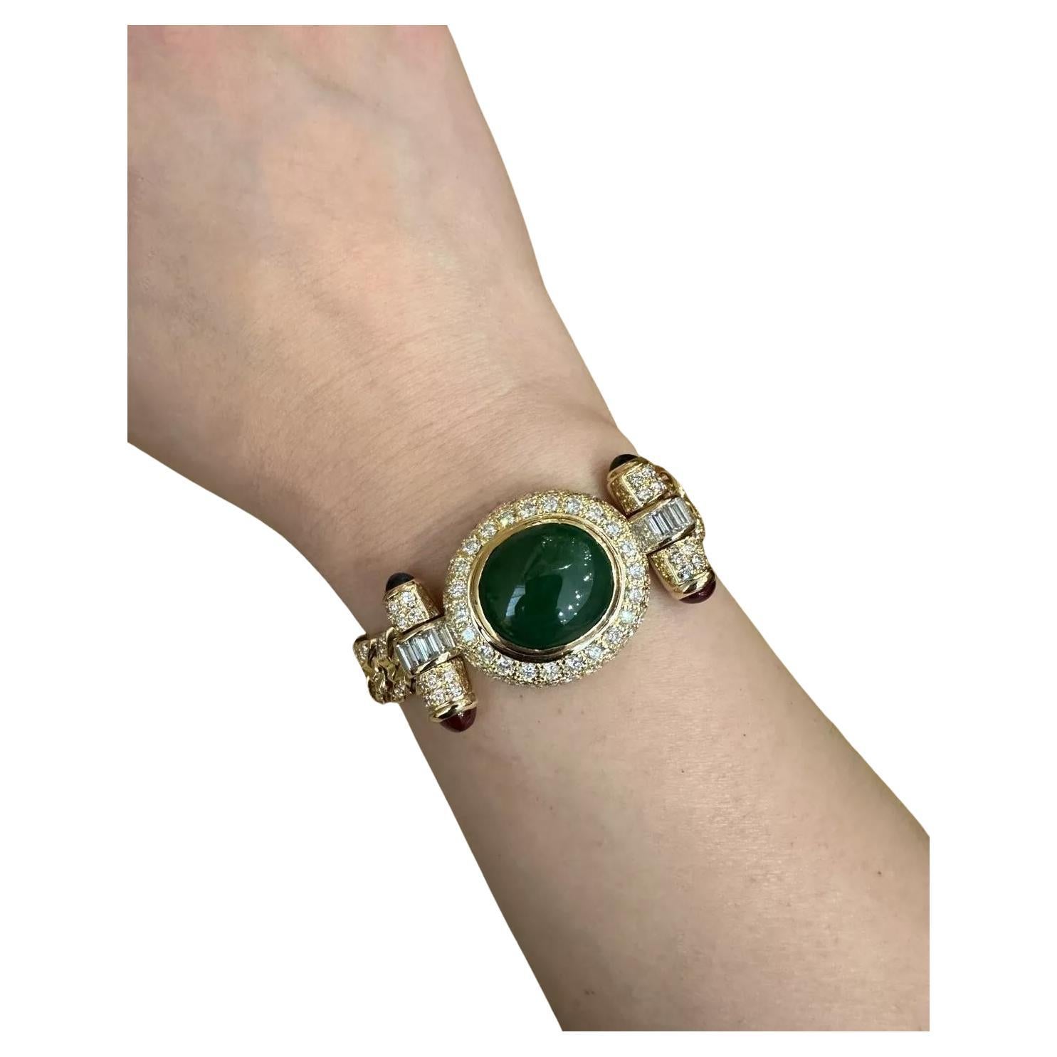 GIA 15.71 carat Jade and Diamond Curb Link Bracelet in 18k Yellow Gold For Sale