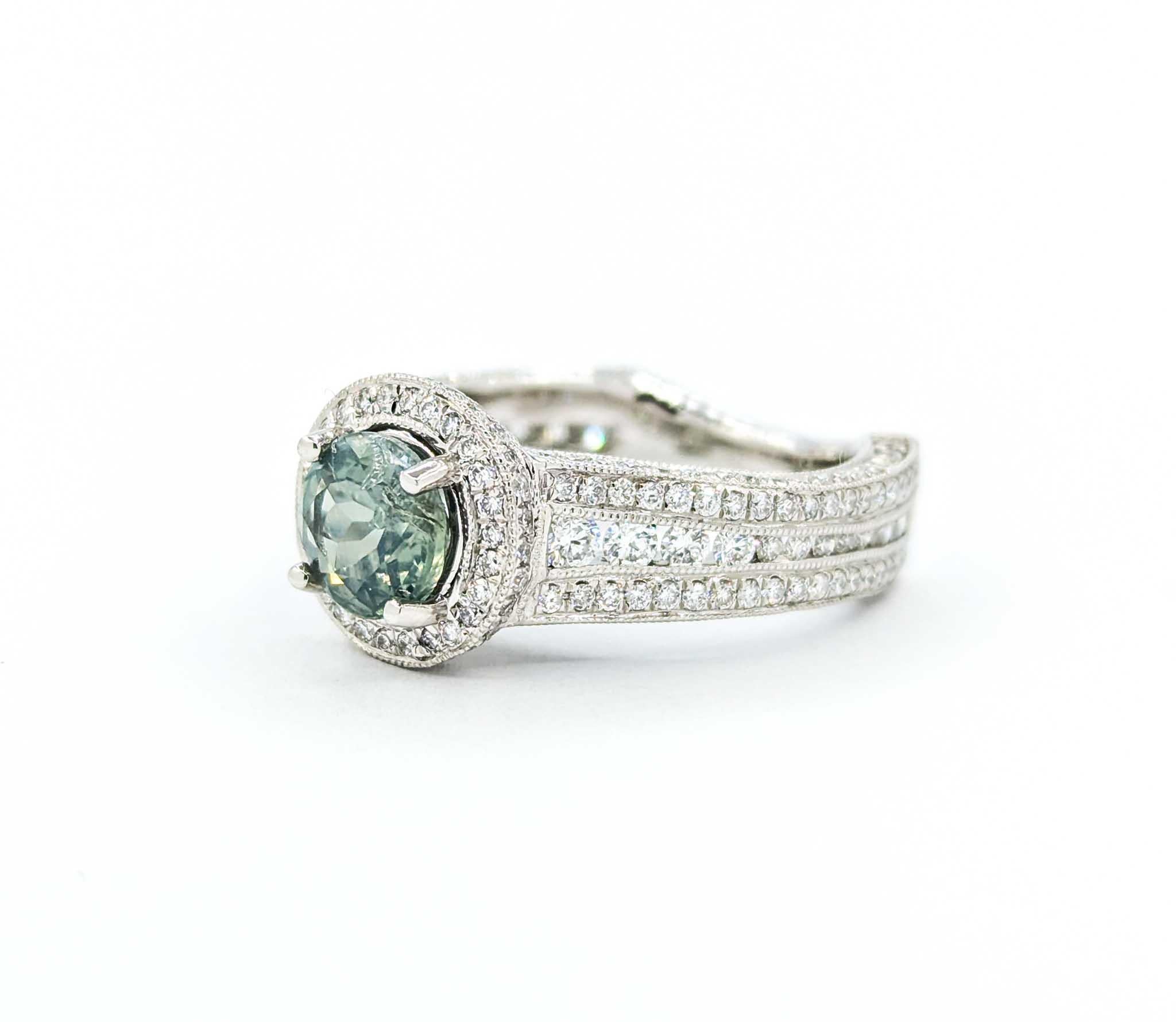 GIA 1,59 Karat Alexandrit und Diamantring aus Platin mit Platin 5