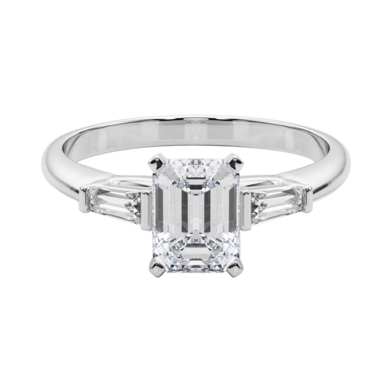 GIA 1,5ct Smeraldo a tre pietre Baguette affusolata Anello con diamanti in oro bianco 18 carati