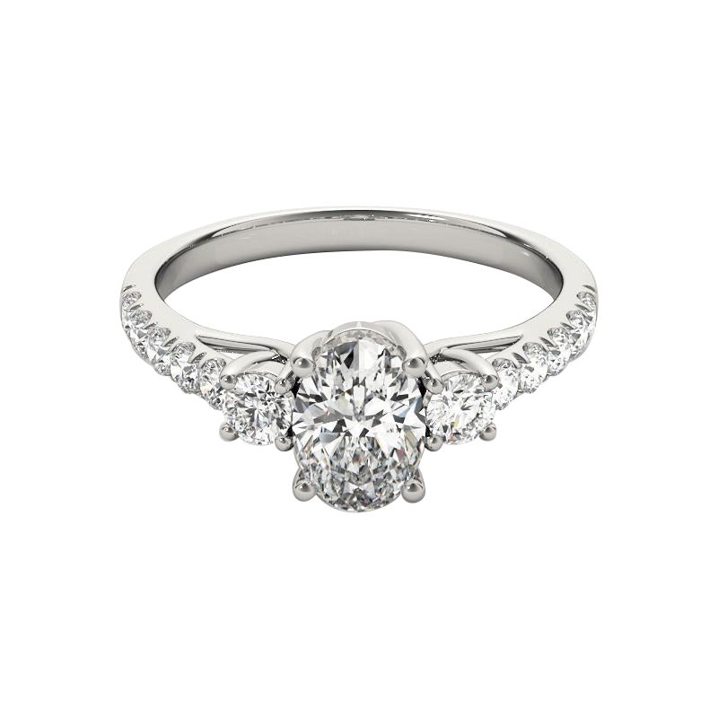 GIA 1.5ct Oval Drei-Stein Trellis Prong Pave  Diamantring
