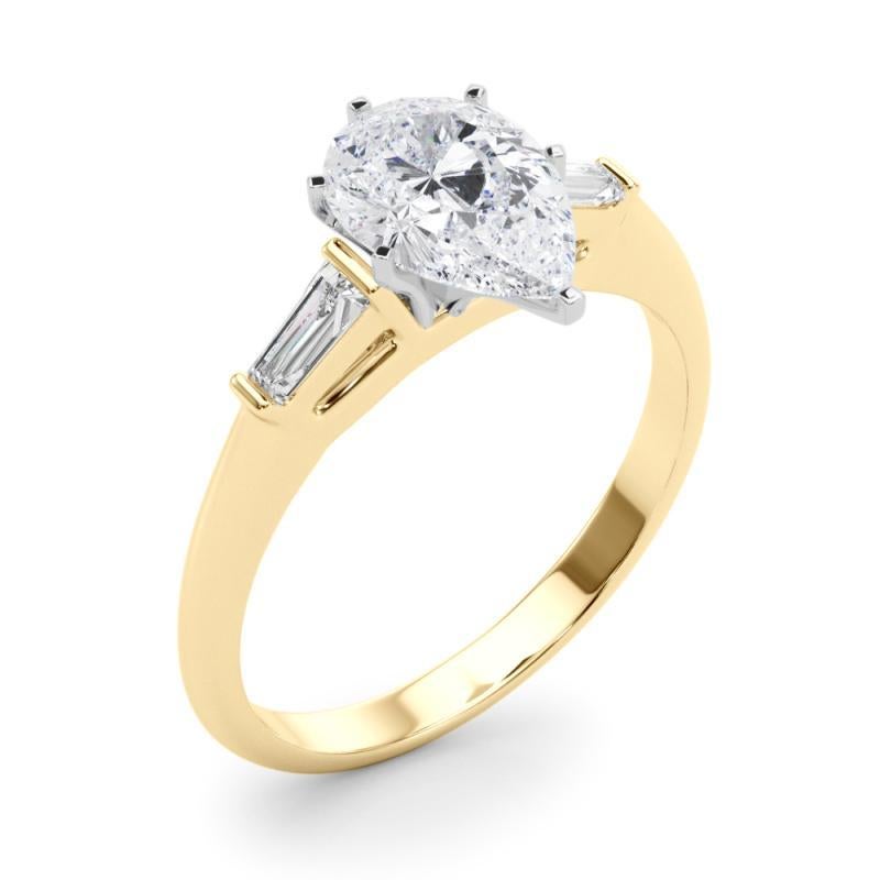 Donna GIA Anello di diamanti in oro giallo 18 carati con tre pietre a pera e baguette affusolata da 1,5 carati in vendita