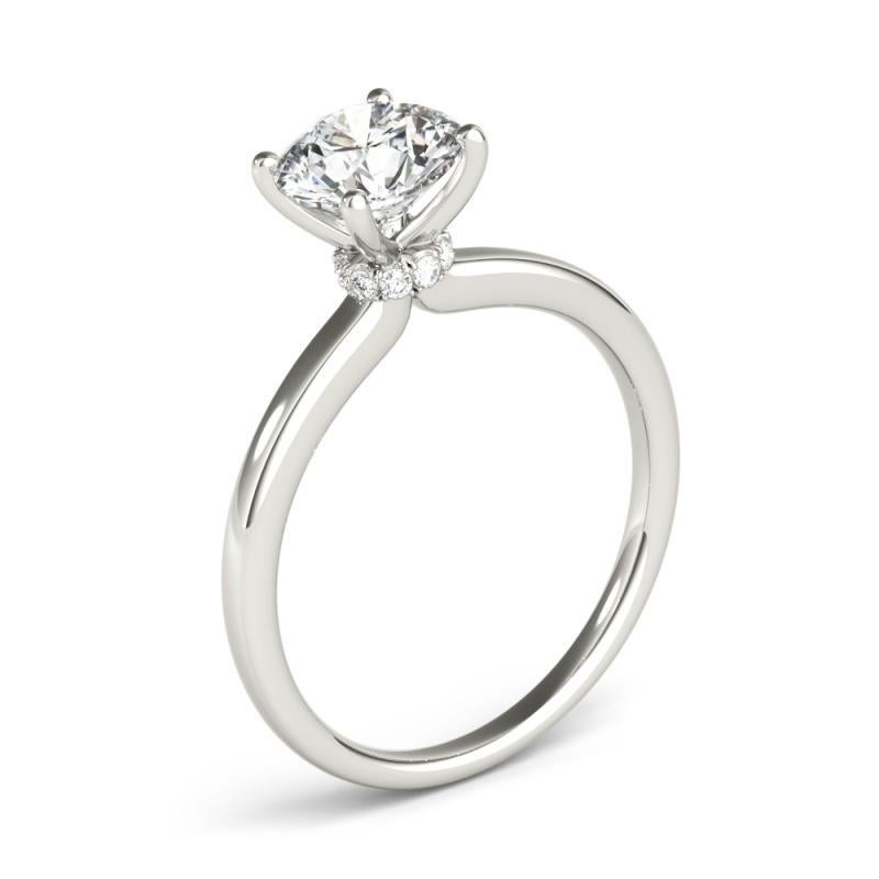 GIA 1.5ct Round Classic Solitaire Hidden Halo  Bague en diamant en vente 1