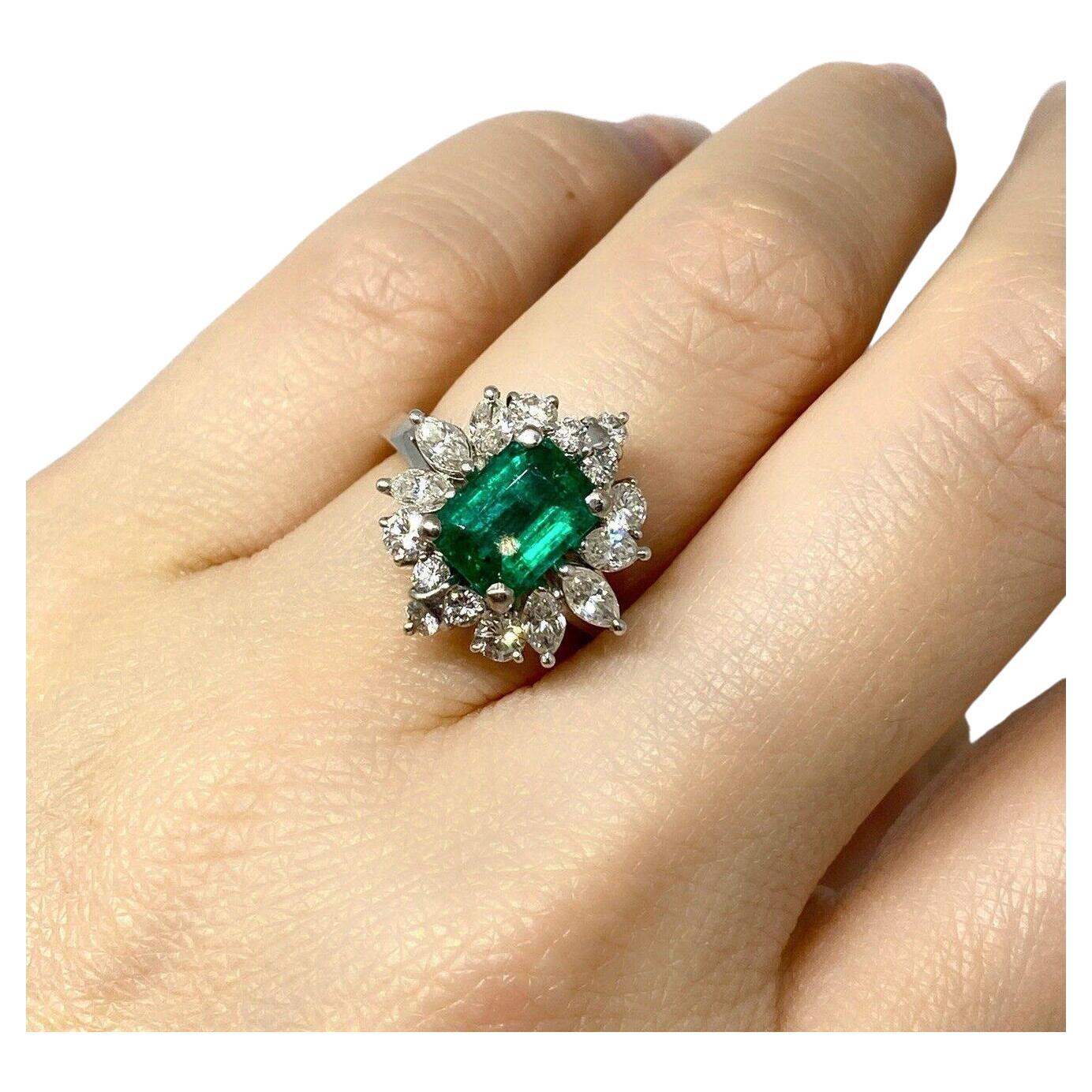 GIA 1.62 Carat Colombian Emerald & Diamond Ballerina Ring 18k White Gold For Sale