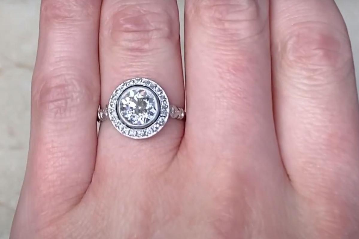 GIA 1.62 Carat Old Euro-Cut Diamond Engagement Ring, VS1 Clarity, Diamond Halo In Excellent Condition For Sale In New York, NY
