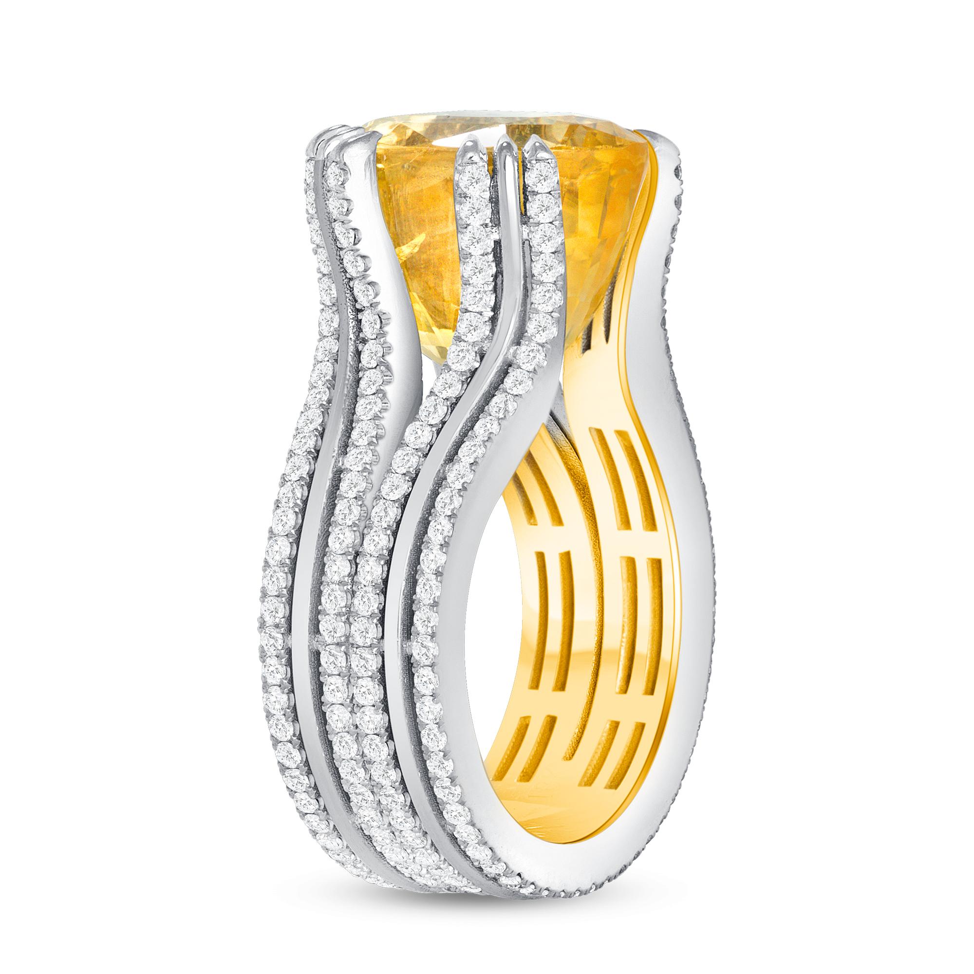 GIA 16.84ct Natural No Heat Ceylon Yellow Sapphire 18k White & Yellow Gold Ring For Sale 1