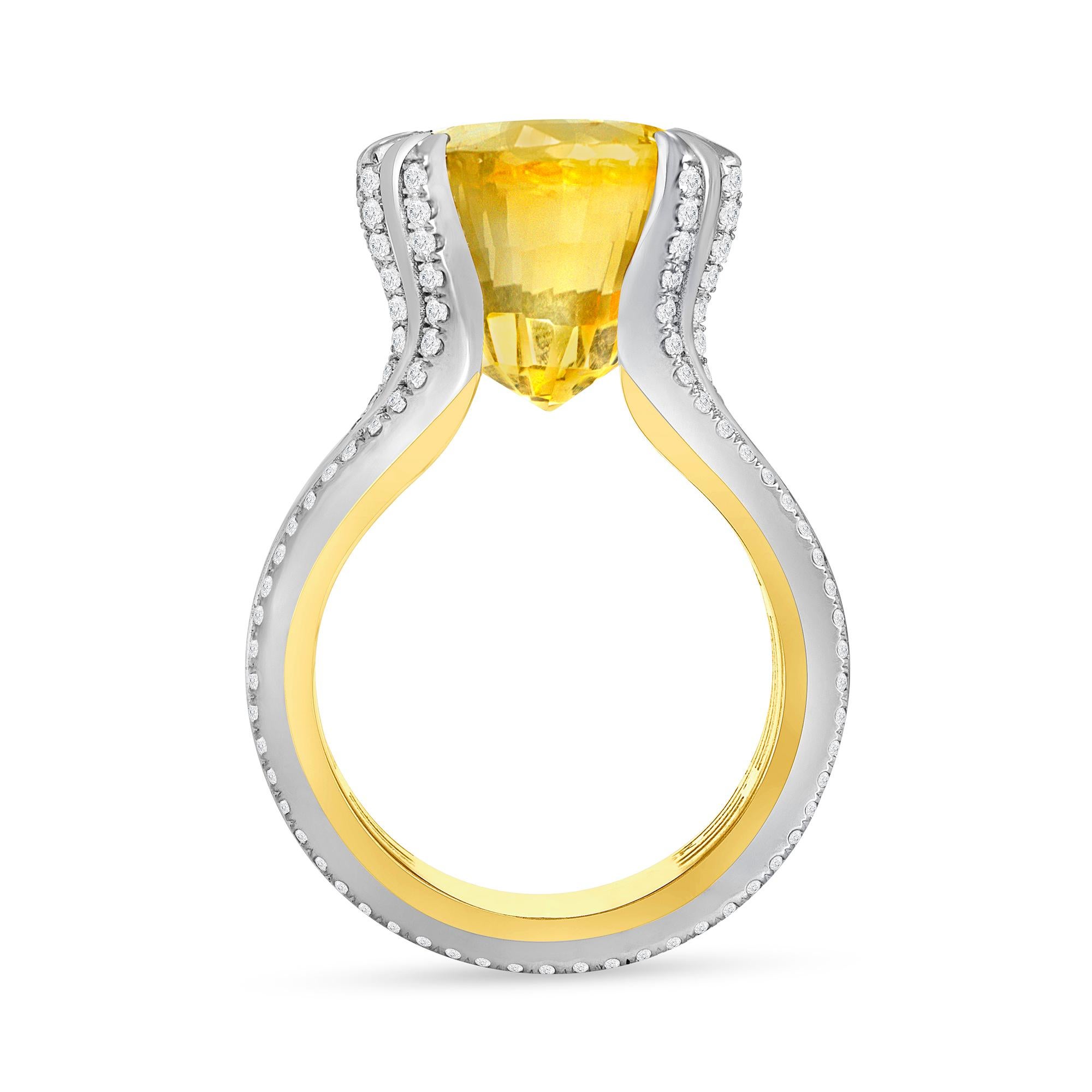 GIA 16.84ct Natural No Heat Ceylon Yellow Sapphire 18k White & Yellow Gold Ring For Sale 2