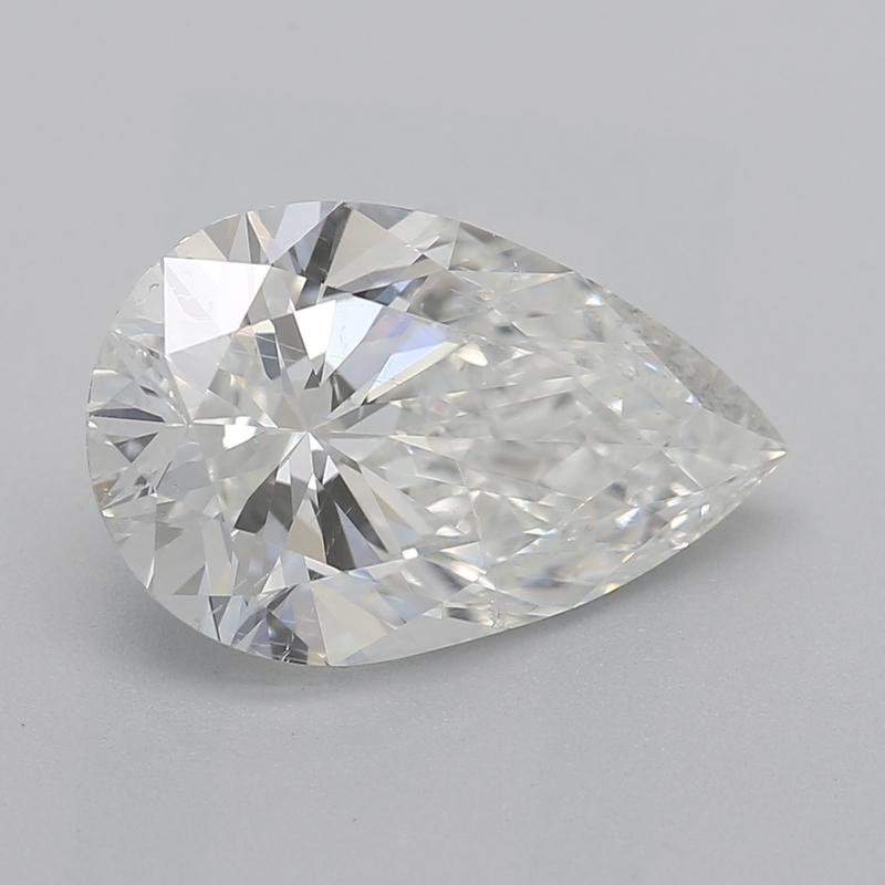 Dieser raffinierte Diamantring besticht durch einen birnenförmigen Diamanten mit einem Gewicht von 1,70 und einem satten G und SI2. Der mit Präzision handgefertigte Ring zeigt ein wunderschön poliertes Band aus Platin, das seine luxuriöse