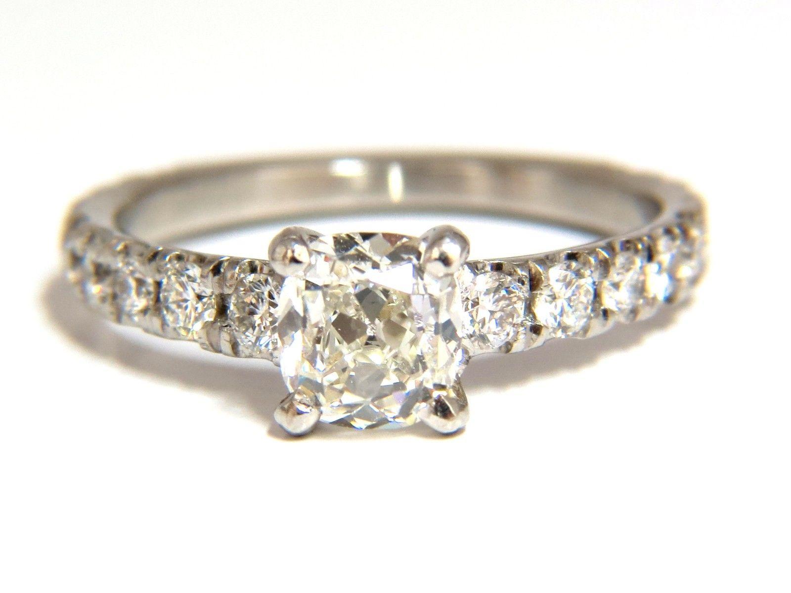 GIA 1.71 Carat Cushion Cut Diamond Ring Platinum I/VS In New Condition For Sale In New York, NY