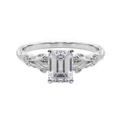 GIA 1,71ct Smeraldo Vintage 3 pietre Cuore e Vite Anello di diamanti in oro bianco 18K