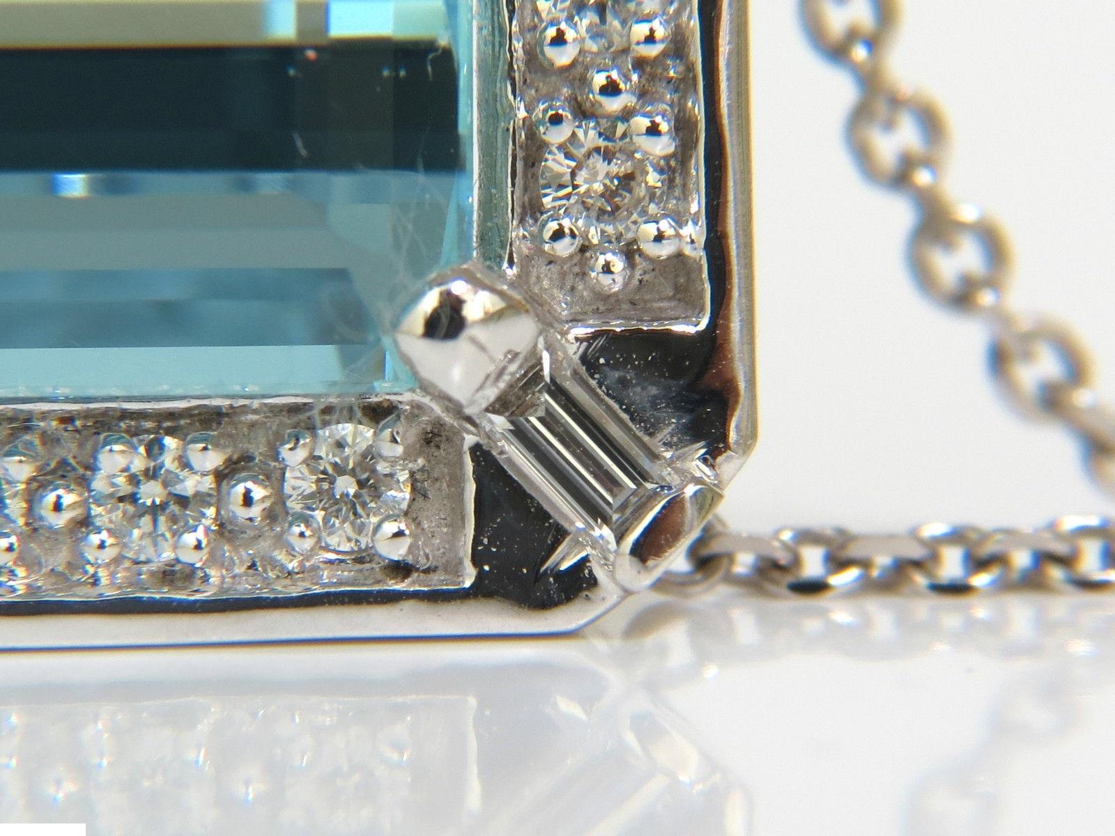 Pendentif et chaîne en or 14 carats avec diamants et aigue-marine naturelle de 17,39 carats certifiée GIA Unisexe en vente