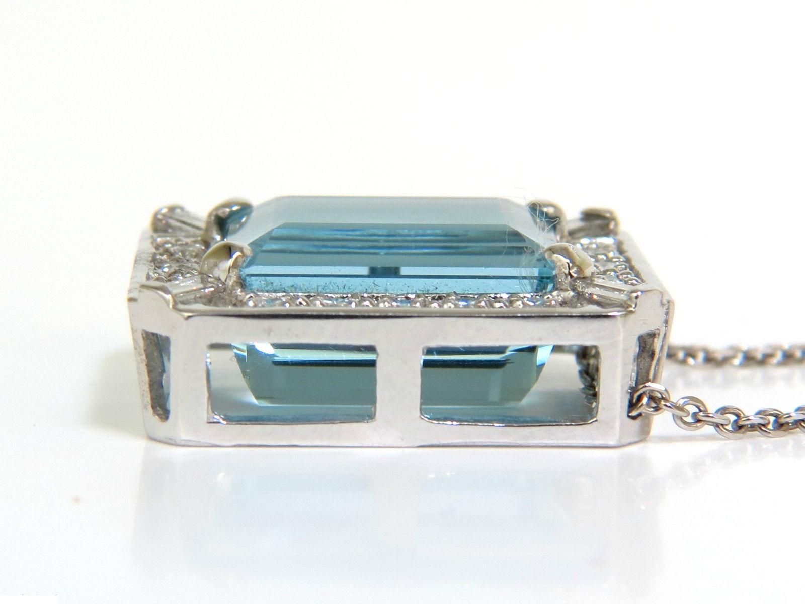GIA 17.39 Carat Natural Gem Aquamarine Diamond Pendant and Chain 14 Karat For Sale 2