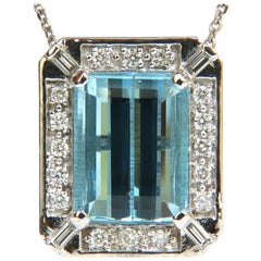 GIA 17.39 Carat Natural Gem Aquamarine Diamond Pendant and Chain 14 Karat