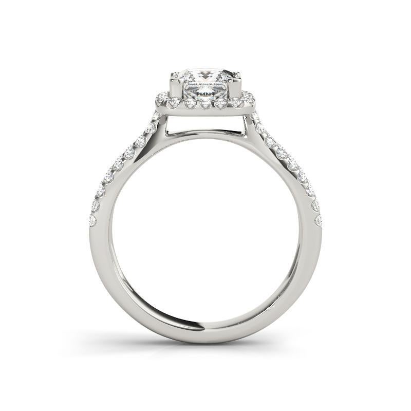 Taglio princess GIA 1,73ct Anello di diamanti in oro bianco con solitario quadrato e aureola spaccata in vendita