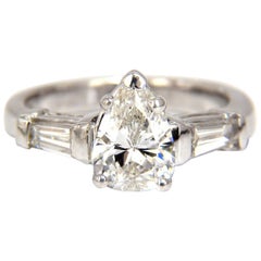 Bague de fiançailles classique à trois anneaux en diamants taille poire brillant naturel de 1,74 carat certifiés GIA