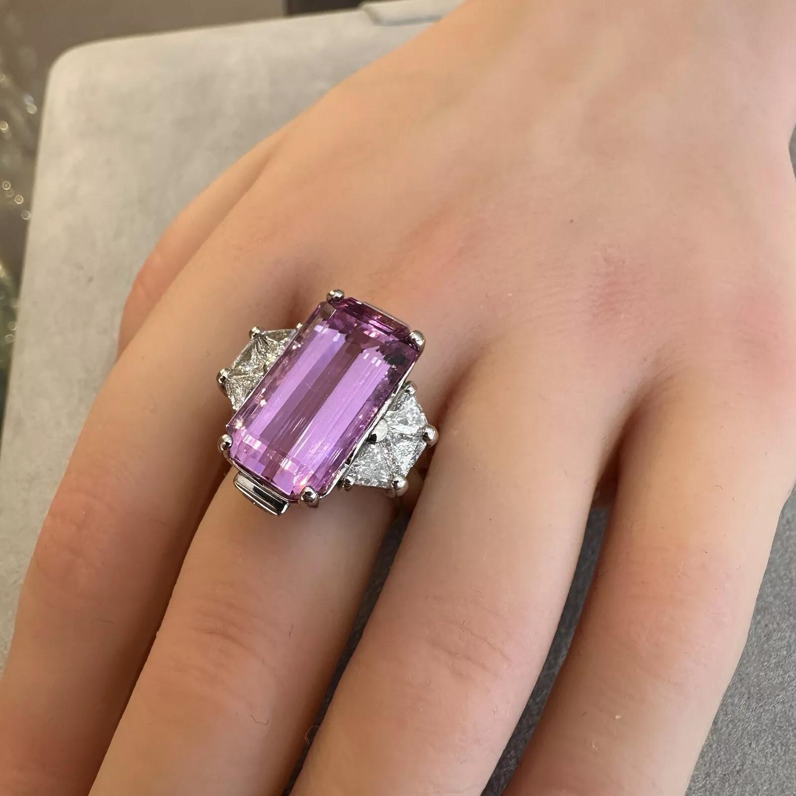 GIA 17.47 carats Pink Topaz and Diamond Ring in Platinum For Sale 6