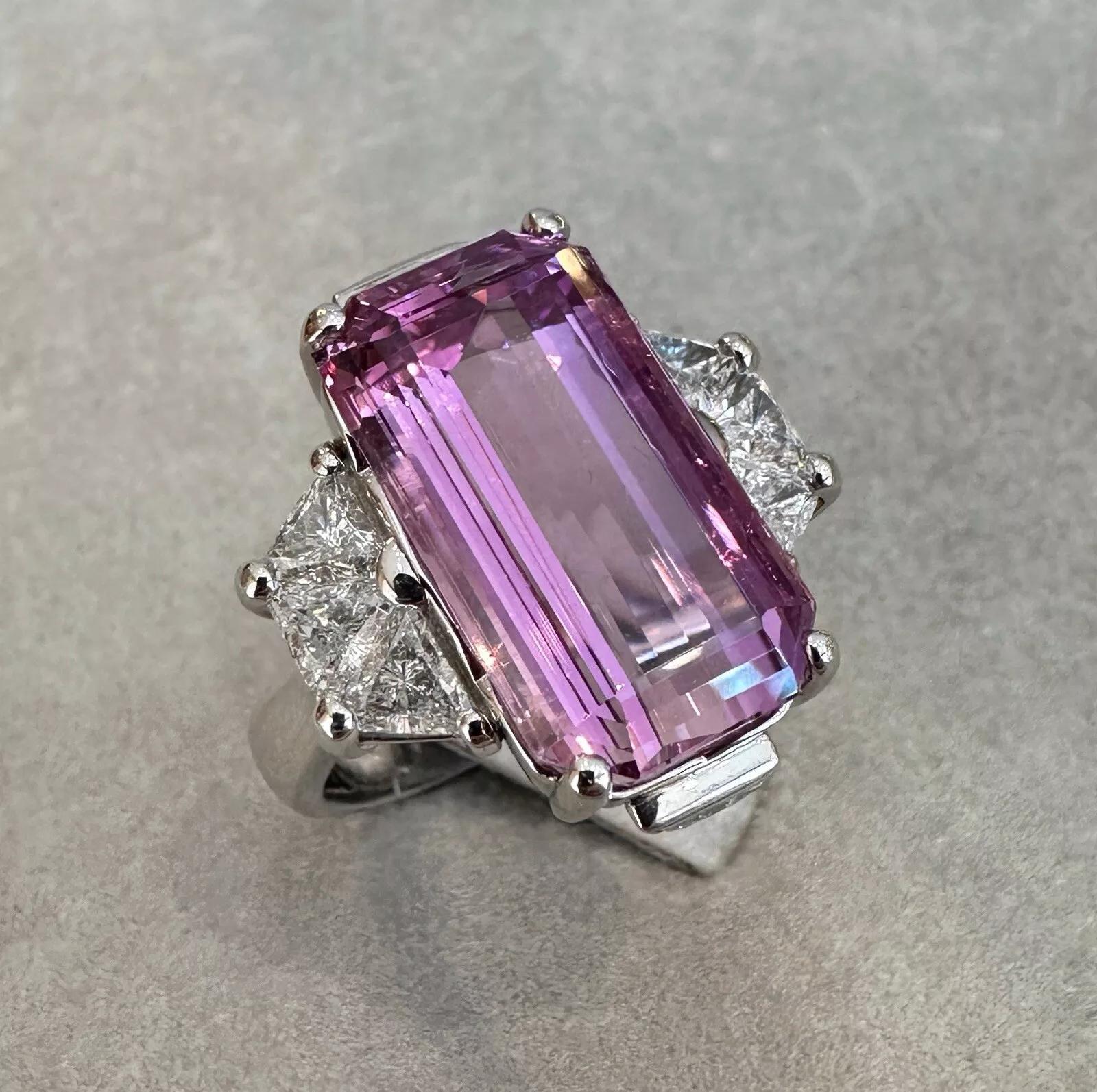 GIA 17.47 carats Pink Topaz and Diamond Ring in Platinum In Excellent Condition For Sale In La Jolla, CA