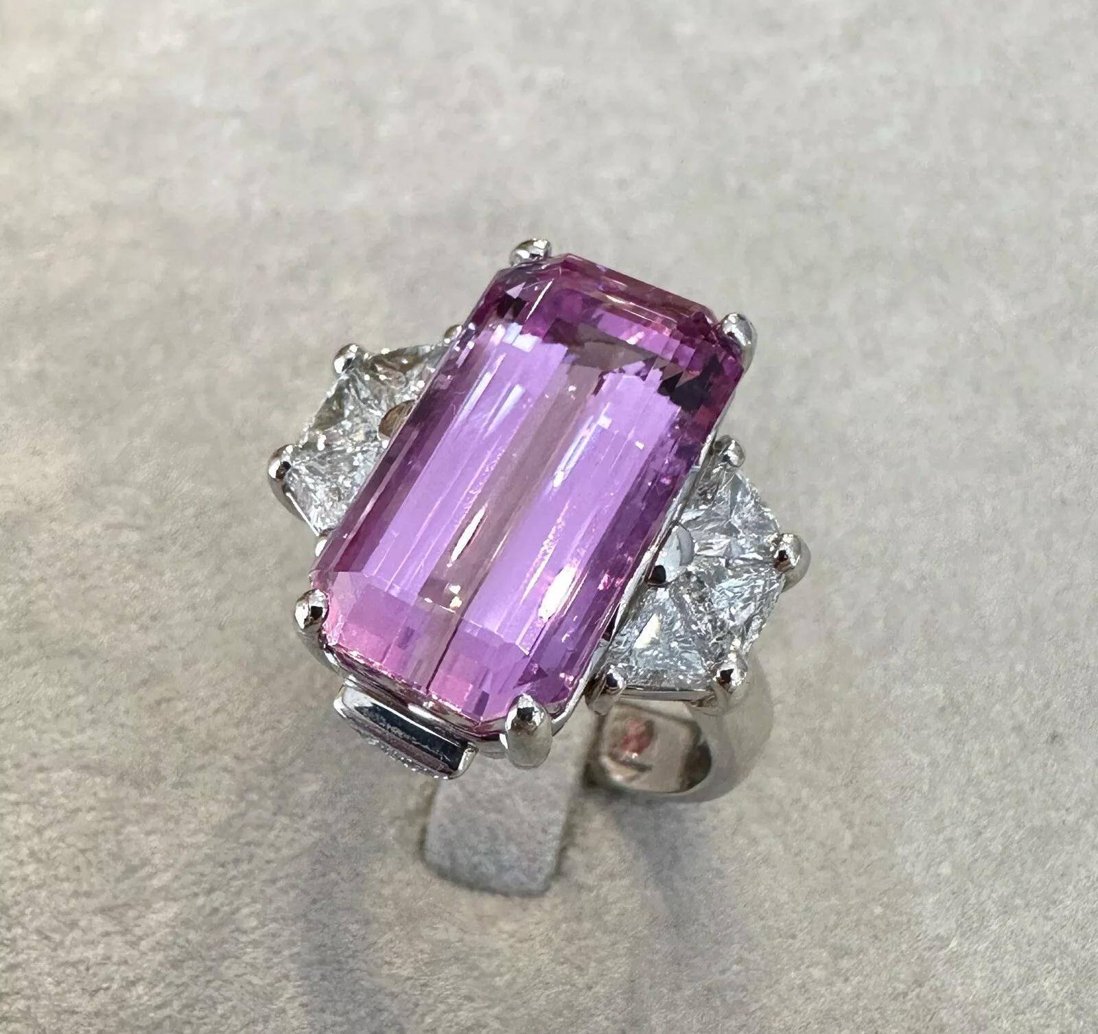 GIA 17.47 carats Pink Topaz and Diamond Ring in Platinum For Sale 2
