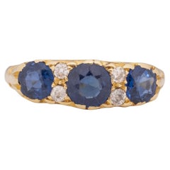 GIA 1,75 Karat Gesamtgewicht edwardianischer Diamantring aus 18 Karat Gelbgold