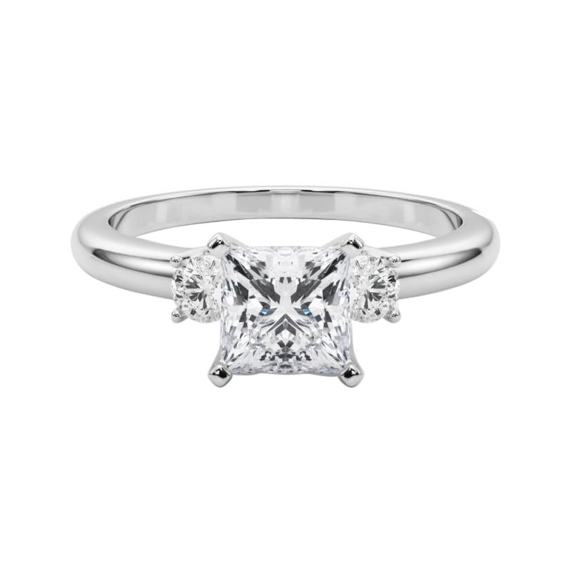 GIA 1,76ct Anello con diamanti Princess a 3 pietre Passato, Presente e Futuro in oro bianco 18K