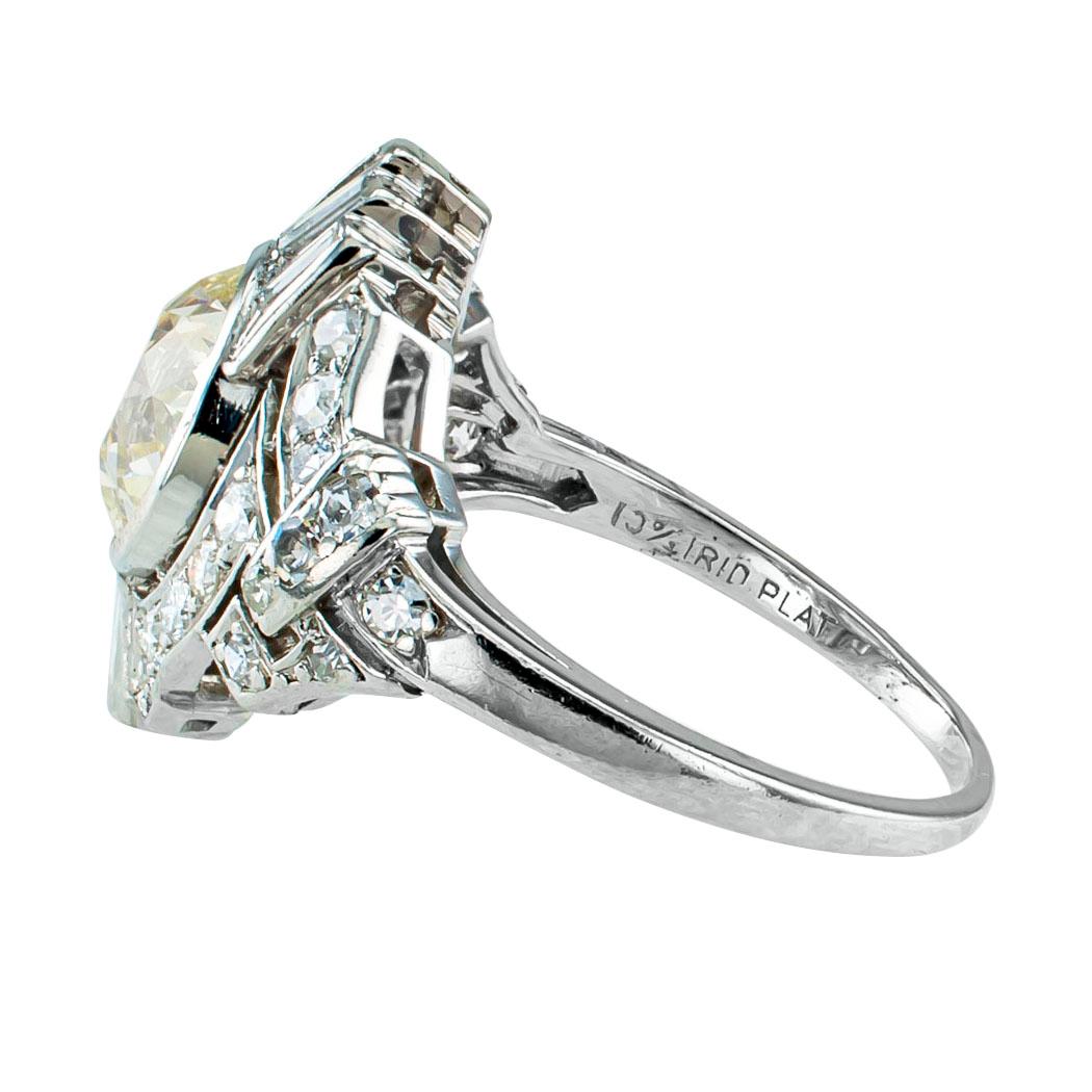 GIA 1.77 Carat Diamond Art Deco Platinum Engagement Ring In Excellent Condition In Los Angeles, CA