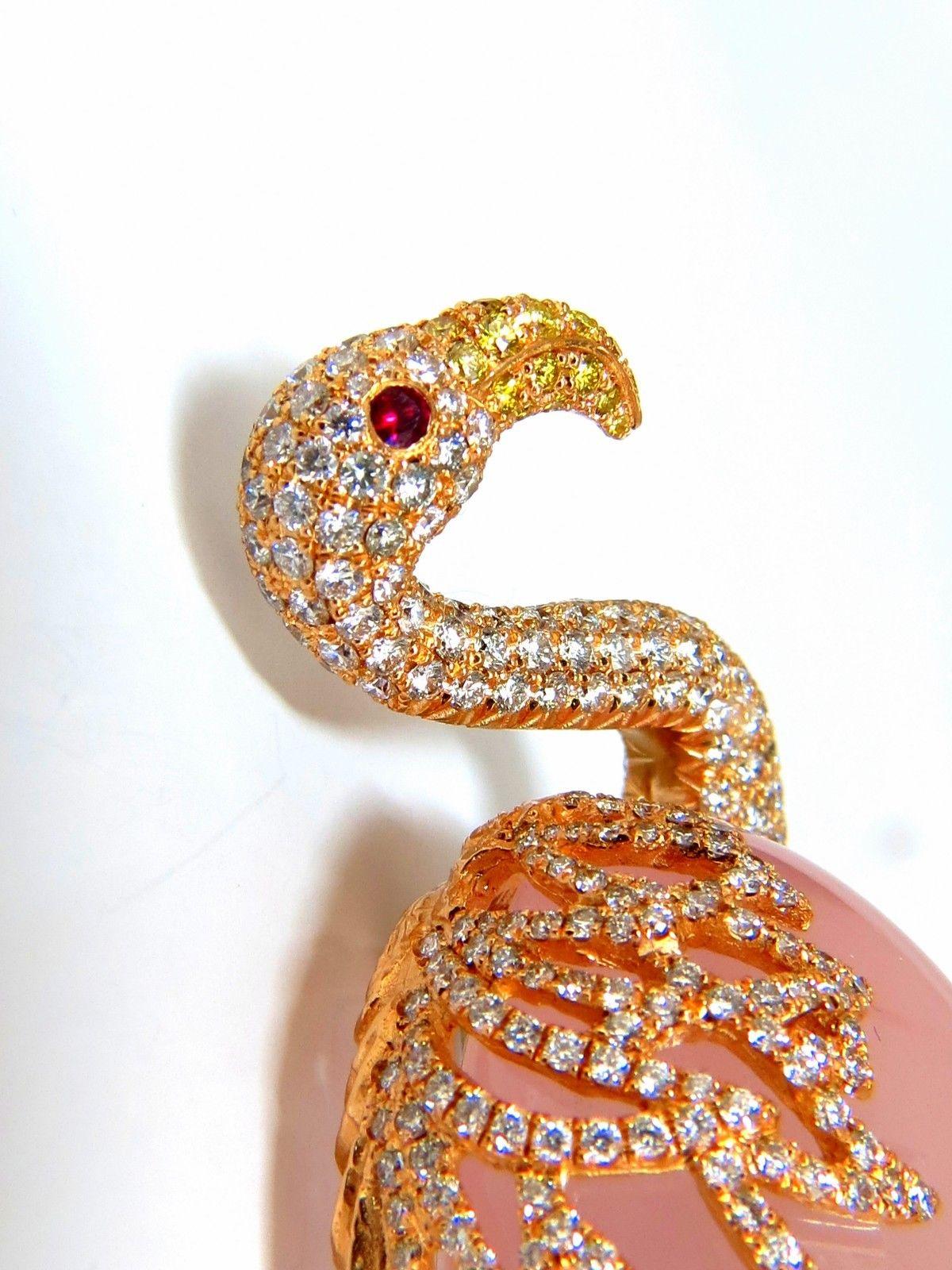 GIA 178 Carat Natural Rose Quartz Artisan Sexy Flamingo Brooch Pin 18 Karat In New Condition For Sale In New York, NY
